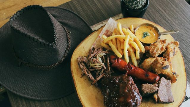 Cowboys Grill Photo 01