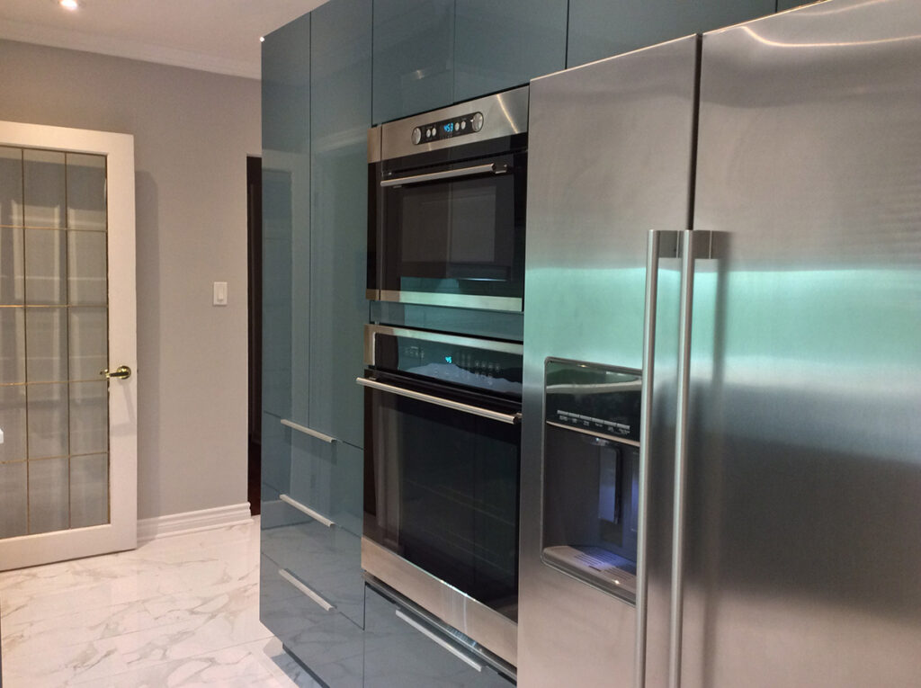 Modern Kitchen Renovation Quartz Countertop Photo1