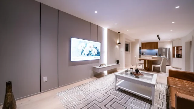 Open Concept Elegance Renovation Vaughn